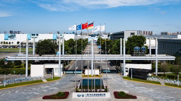 "极致智造,严苛高效",成都工厂助新捷达扬帆再起航